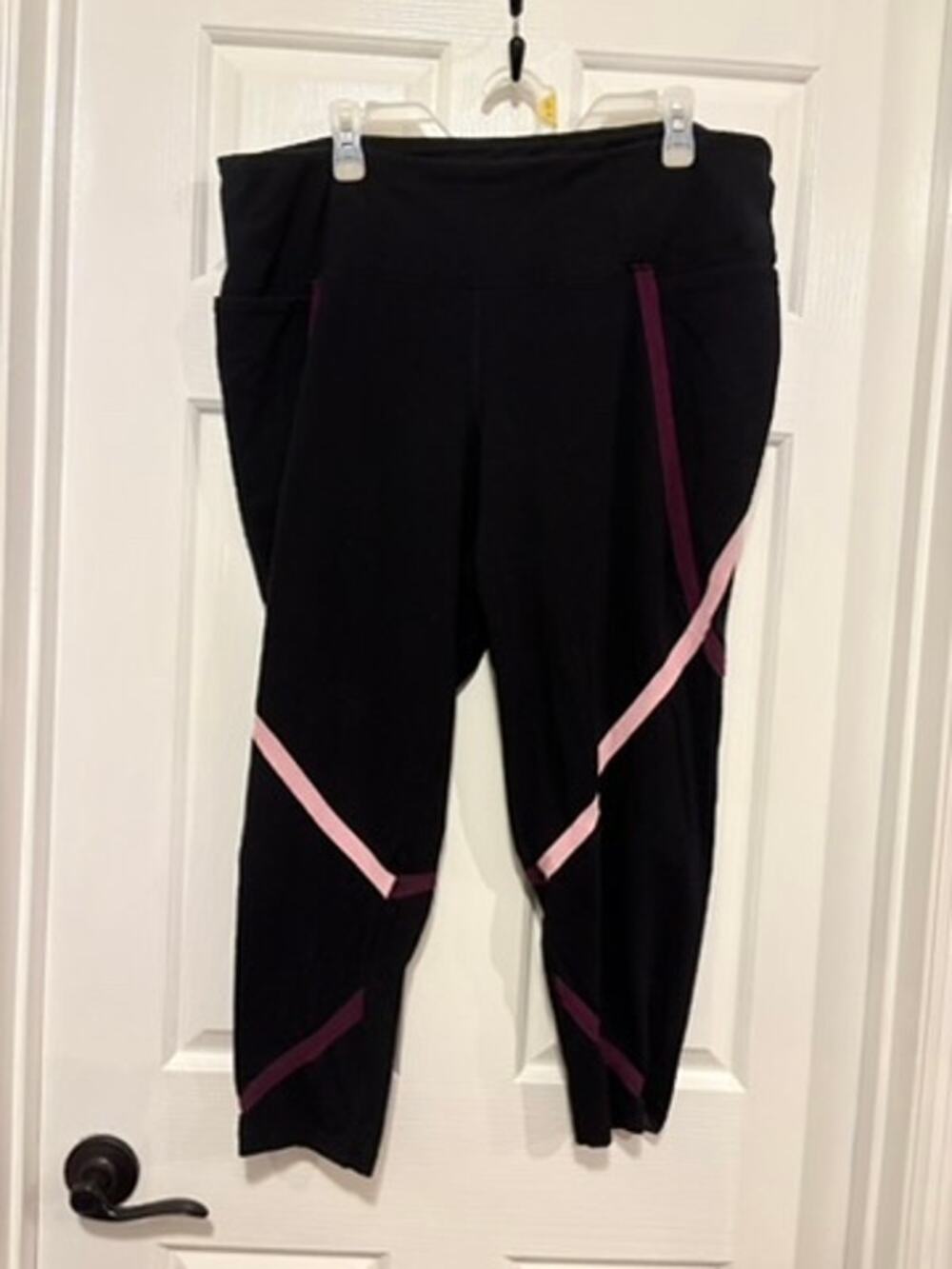 Lane Bryant cotton work out leggings 22/24 pockets